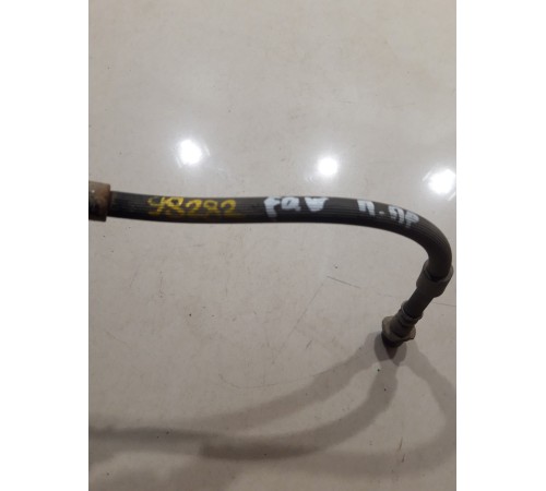 Тормозной шланг(передний правый)