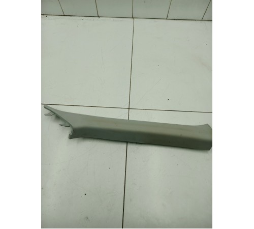 Накладка стойки лобового стекла