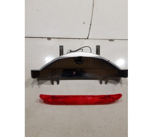 Стоп сигнал задний дополнительный