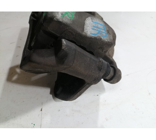 Суппорт передний правый