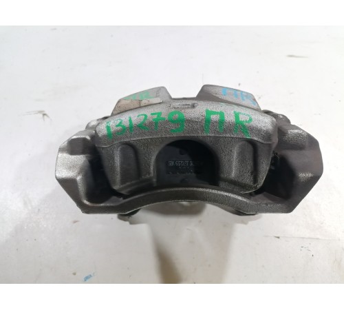 Суппорт передний правый