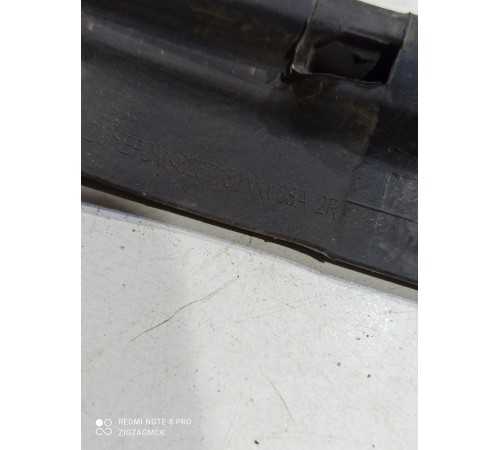 Уплотнитель задней арки правый