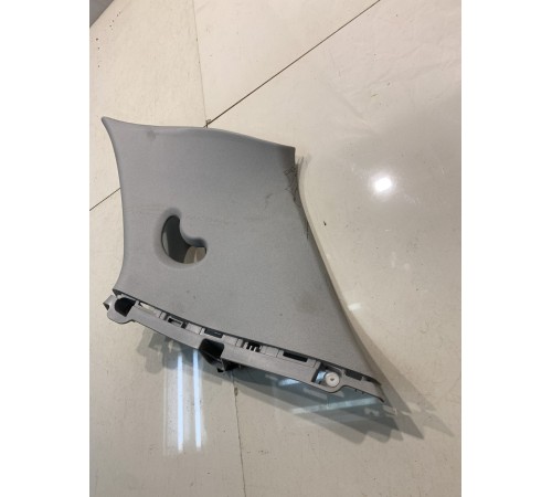 Обшивка стойки (задняя, правая)