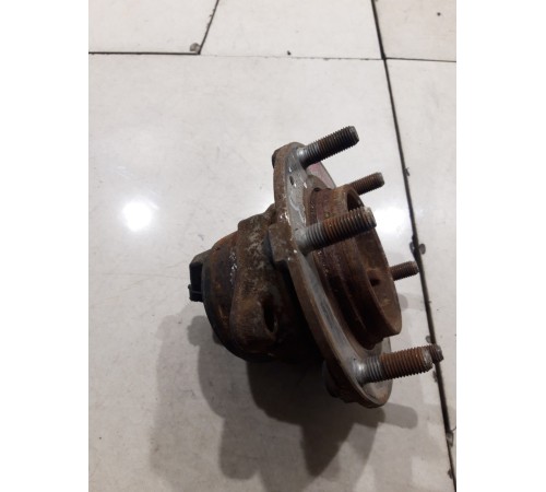 Ступица(задняя левая)