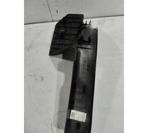 Накладка порога (задняя правая)