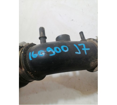 Патрубок воздушного фильтра