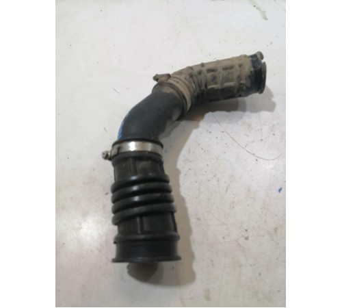 Патрубок воздушного фильтра