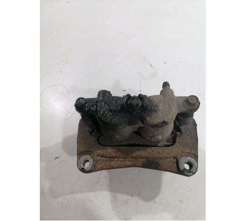 Суппорт передний левый