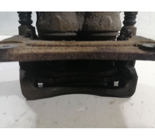 Суппорт передний левый