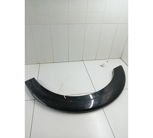 Накладка крыла передняя левая