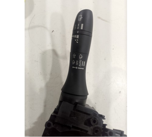 Подрулевой переключатель поворотов