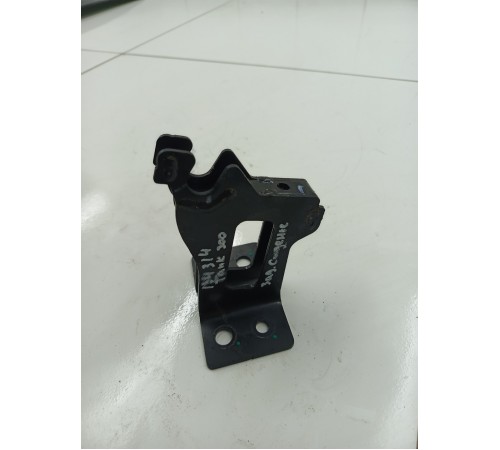 Кронштейн крепление заднего сиденья