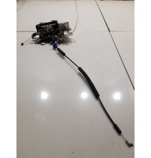 Замок двери (задний левый)