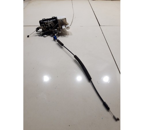 Замок двери (задний левый)