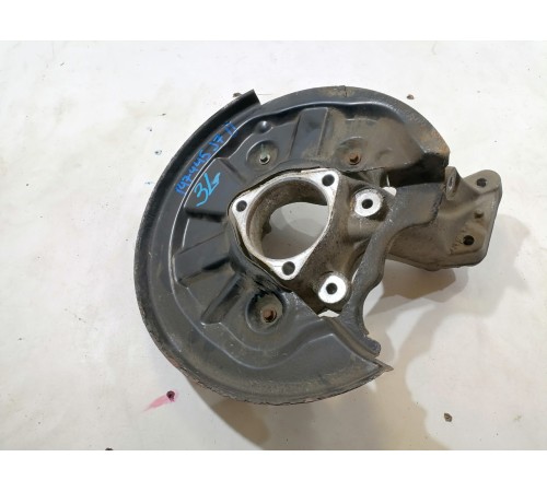 Кулак поворотный задний левый