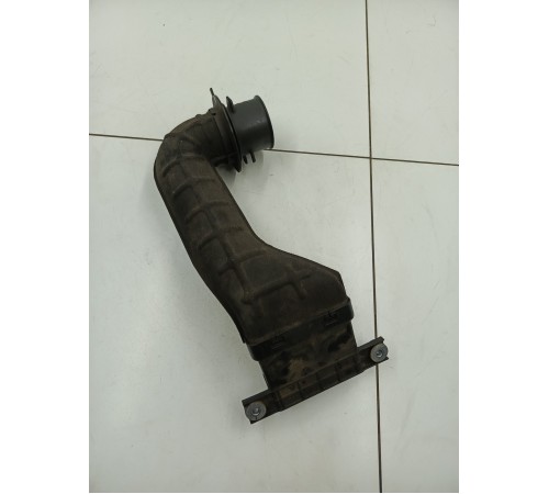 Патрубок воздухозаборника