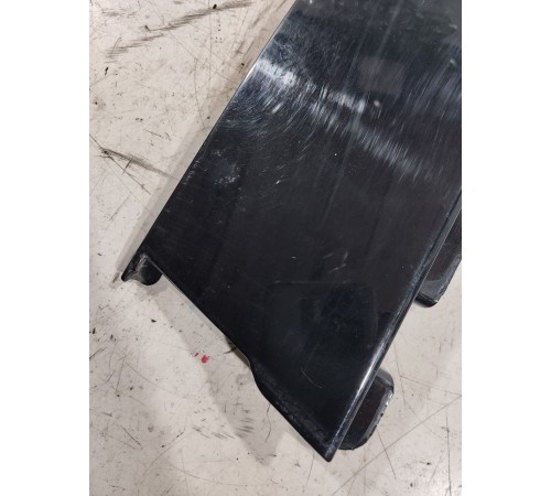 Накладка двери передняя правая