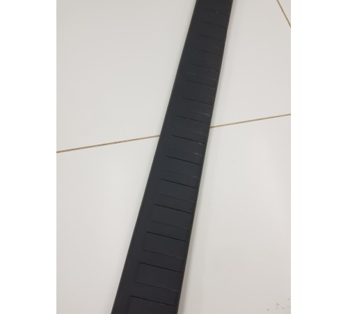 Накладка багажника