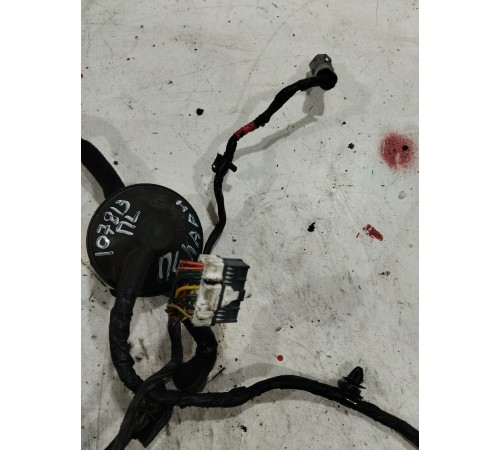 Электропроводка двери (передняя левая)