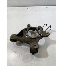 Кулак поворотный задний левый