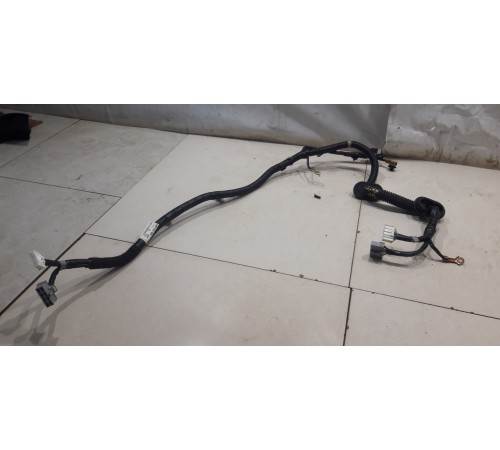 электропроводка багажника (верхняя)