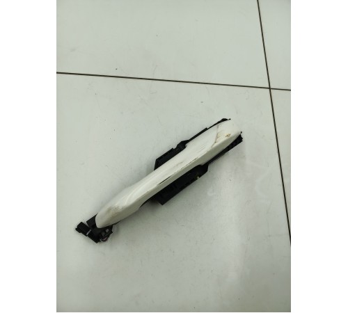 Ручка двери передняя левая внешняя