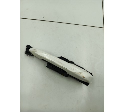 Ручка двери передняя левая внешняя