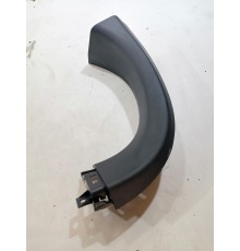 Накладка крышки багажника правая внутренняя