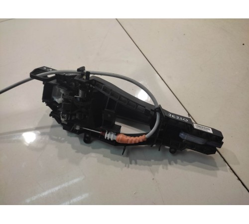 Ручка двери (задняя, левая, внешняя)