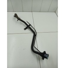 Горловина топливного бака