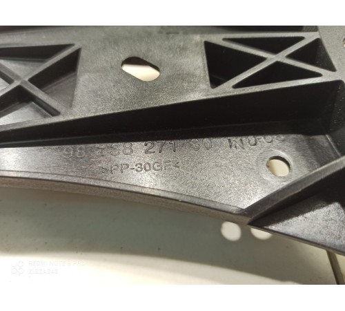 Кронштейн динамика двери (задний, левый)