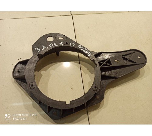 Кронштейн динамика двери (задний, левый)