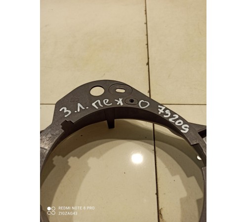 Кронштейн динамика двери (задний, левый)