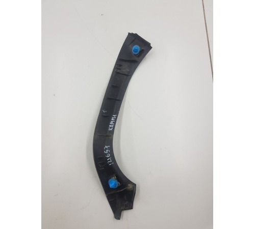 Накладка слива багажника левая