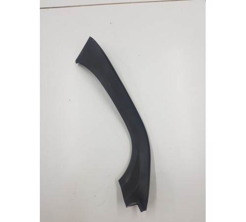 Накладка слива багажника левая