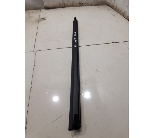 Уплотнитель стекла (задний, левый)