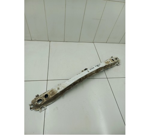 Усилитель заднего бампера