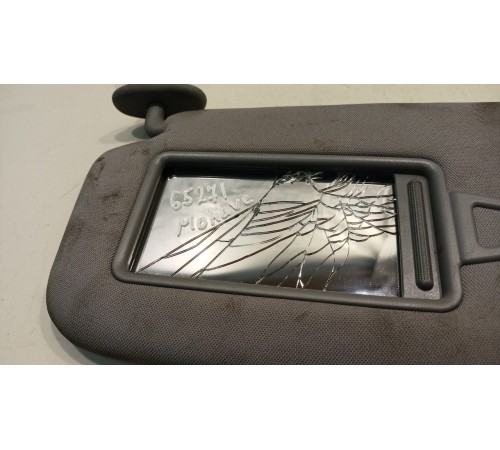 Козырёк солнцезащитный (левый)