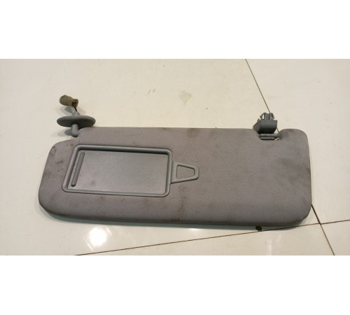 Козырёк солнцезащитный (левый)