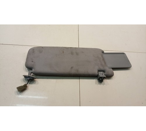 Козырёк солнцезащитный (левый)