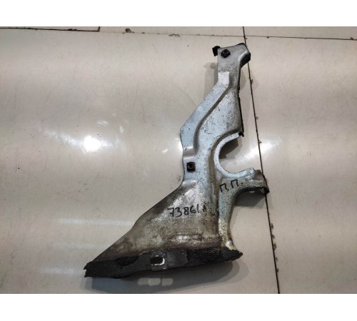 защита двигателя передняя правая