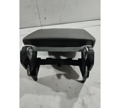 Подлокотник