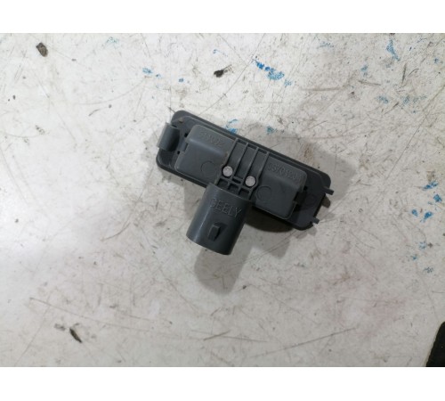 Плафон внутреннего освещения салона