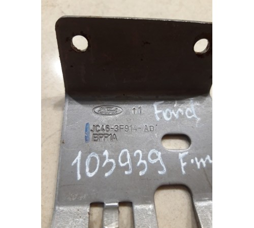 Кронштейн переключателя задержочного тормоза