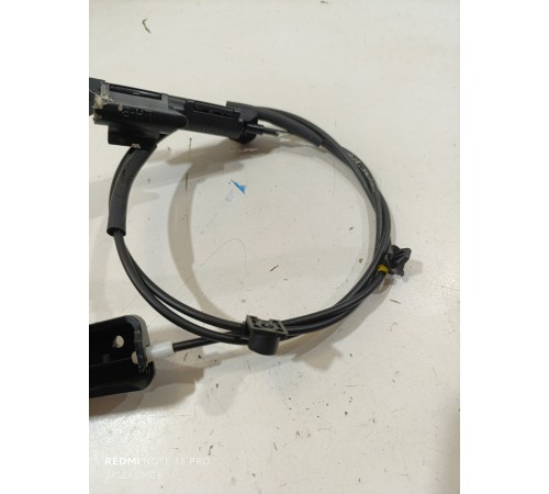 Ручка откидывания заднего сиденья левая