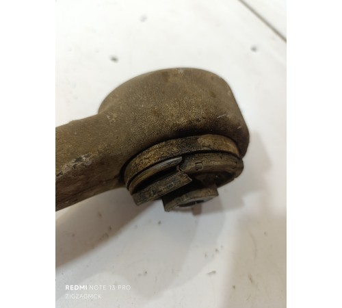 Рычаг передний правый нижний