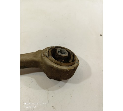 Рычаг передний правый нижний