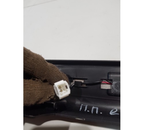 Накладка порога передняя правая