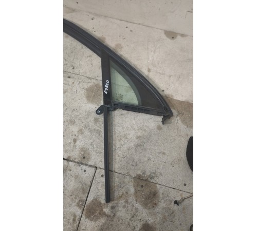 Уплотель двери передний правый