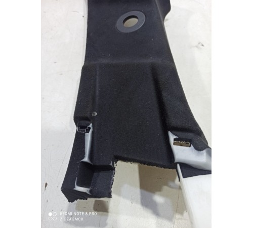 Обшивка стойки(задняя правая)